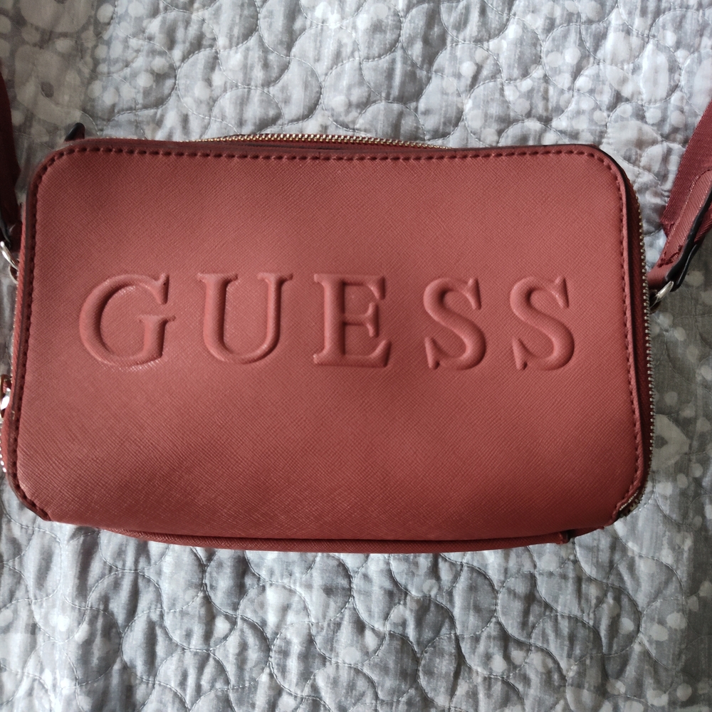 Guess Crossbody Bag in Rust Red